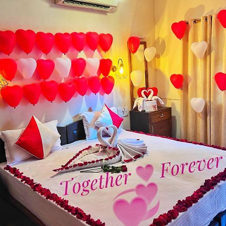 Baga Fantacia Beach Inn กาลังกูติ ภายนอก รูปภาพ