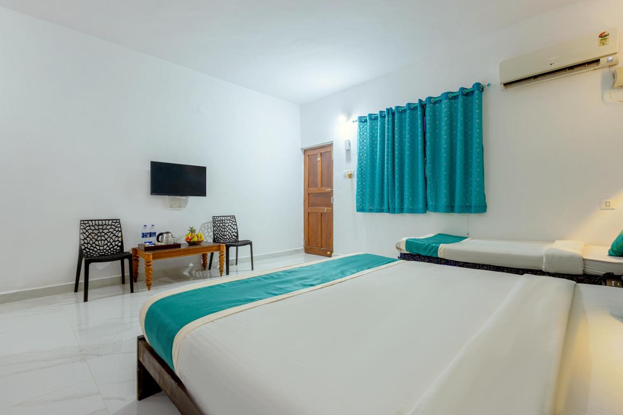Baga Fantacia Beach Inn กาลังกูติ ภายนอก รูปภาพ